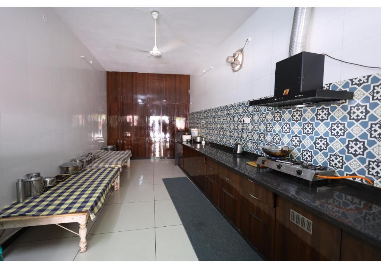Goyal Bhawan Hotel Khātu Екстериор снимка